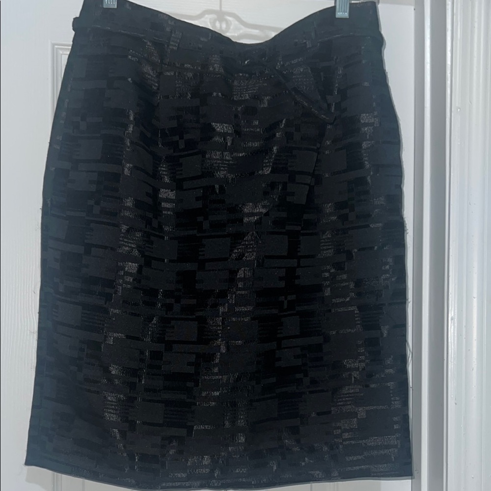 Apostrophe Black Textured Pencil Skirt